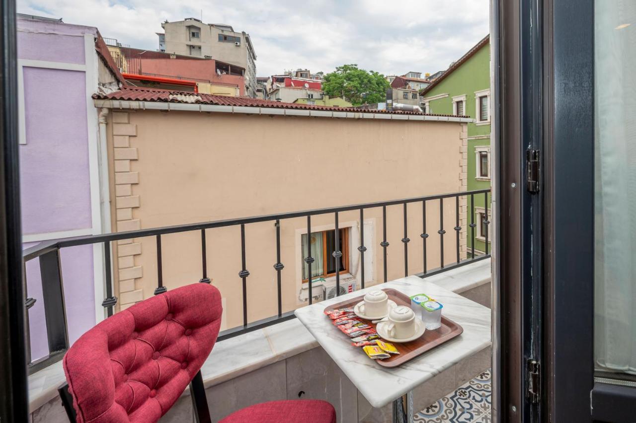 Taksim Story Residence Istanbul Bagian luar foto